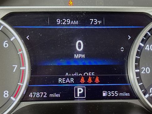 Used 2024 Nissan Sentra SV FWD image 19
