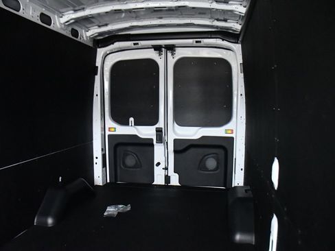 New 2026 Ford Transit 250 148 Medium Roof w/ Load Area Protection Package image 19