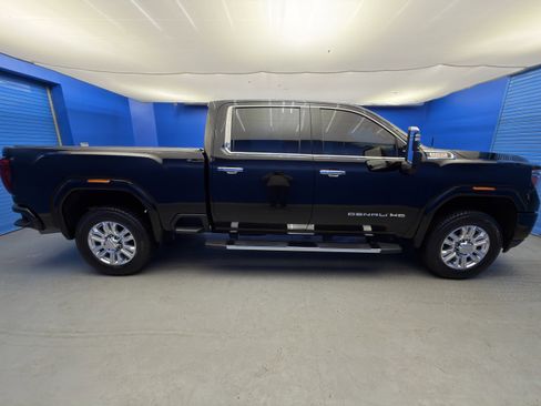 Used 2020 GMC Sierra 2500 Denali w/ Denali Ultimate Package image 8