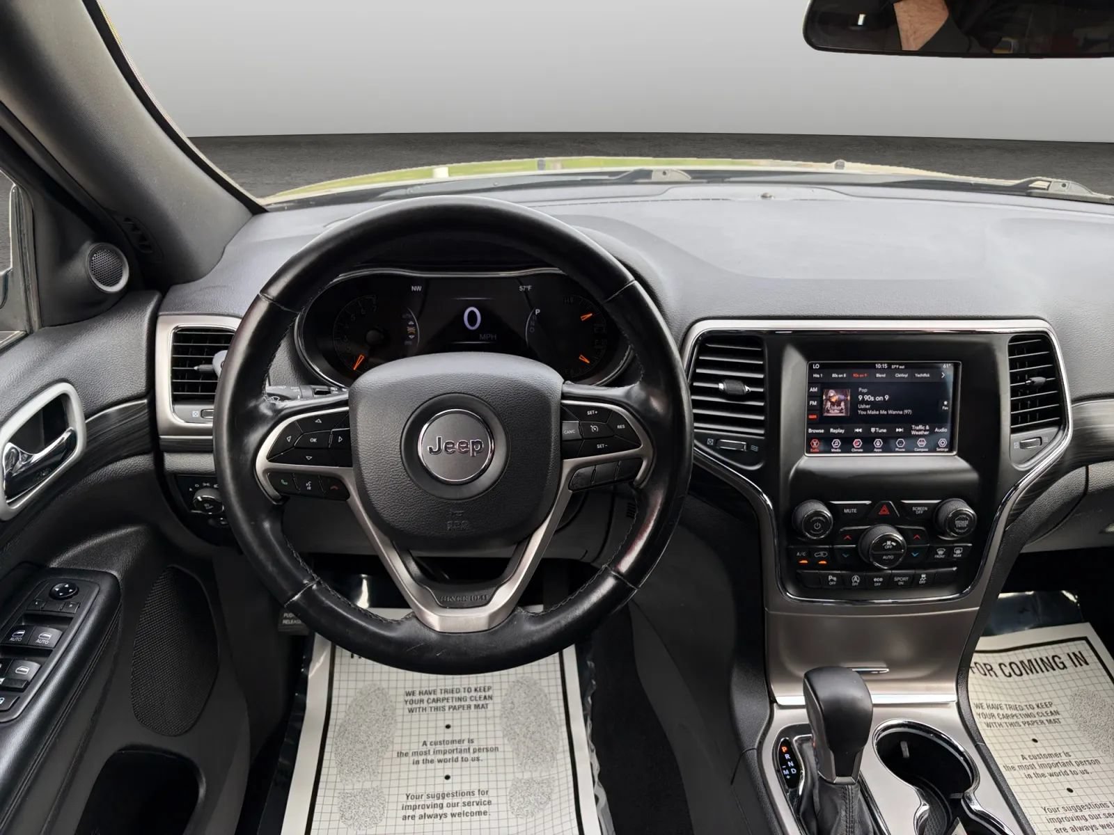 Used 2019 Jeep Grand Cherokee Laredo AWD/4WD image 26
