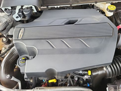 Used 2019 Lincoln Nautilus Reserve w/ Ultimate Package image 16