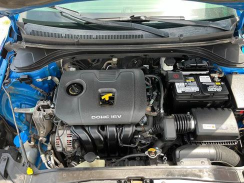 Used 2018 Hyundai Elantra SEL FWD image 25