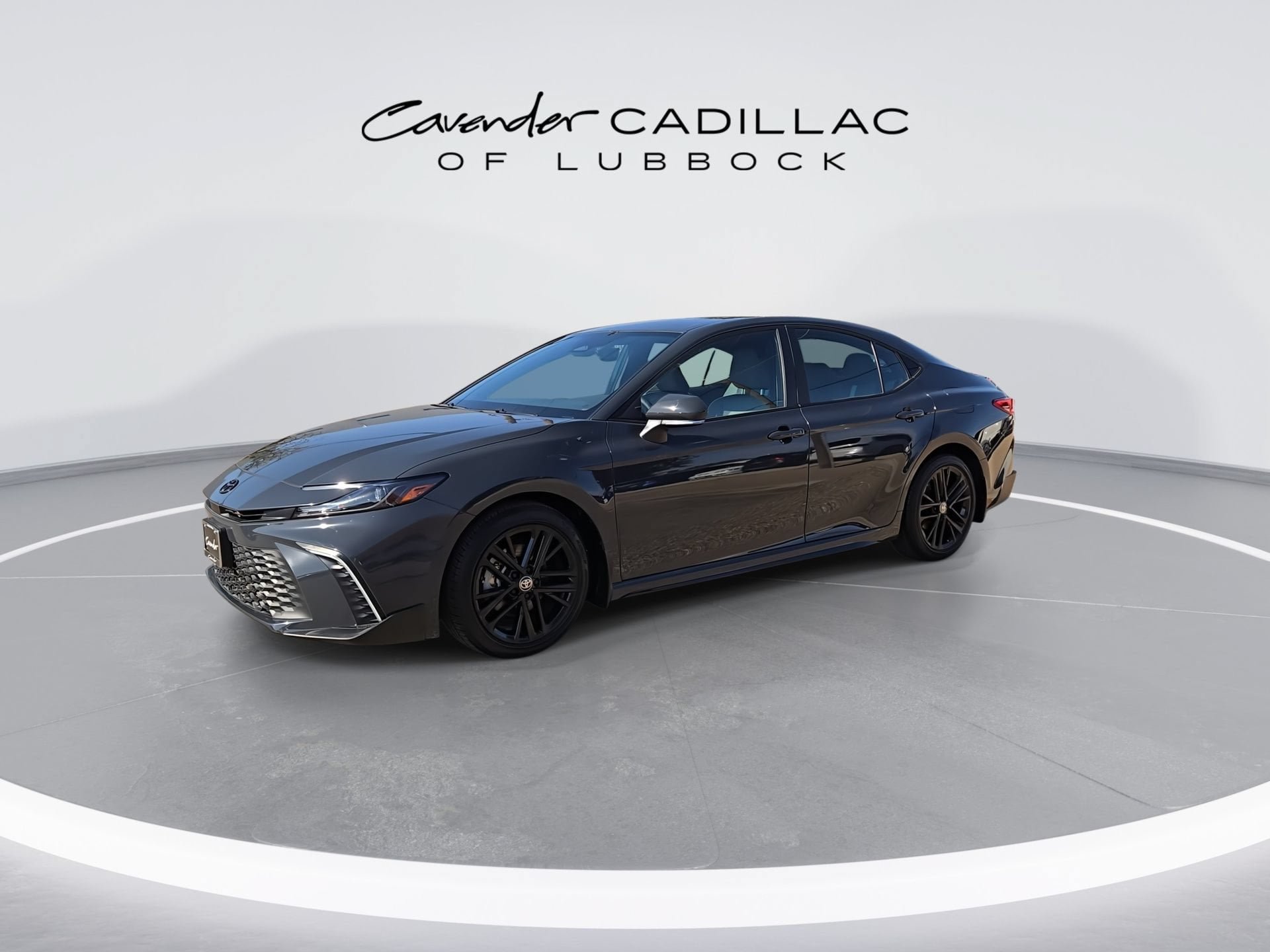 Used 2026 Toyota Camry SE FWD image 4