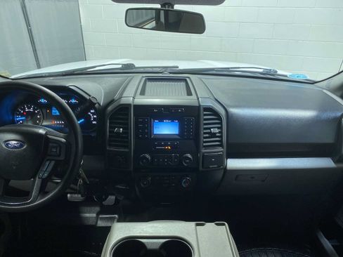 Used 2018 Ford F150 XLT AWD/4WD image 10