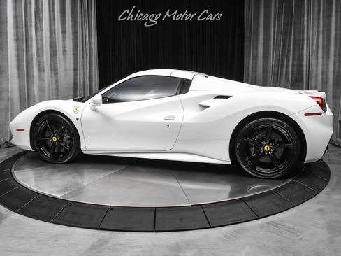 Used 2018 Ferrari 488 Spider RWD image 36
