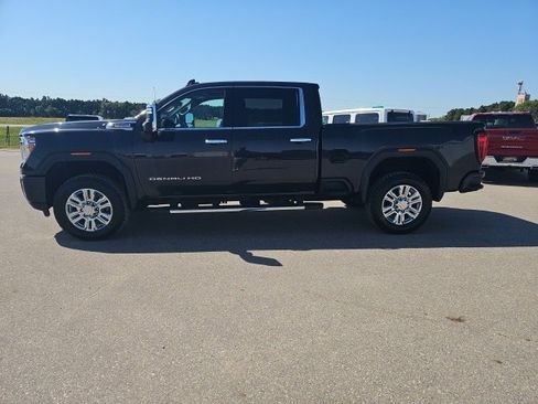 Used 2020 GMC Sierra 2500 Denali w/ Denali Ultimate Package image 2