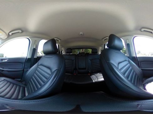 Used 2024 Ford Edge SEL image 42