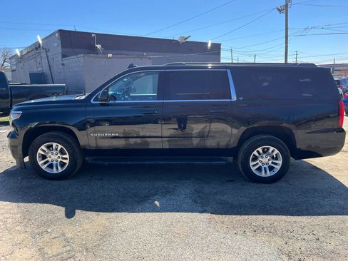 Used 2017 Chevrolet Suburban LT image 5