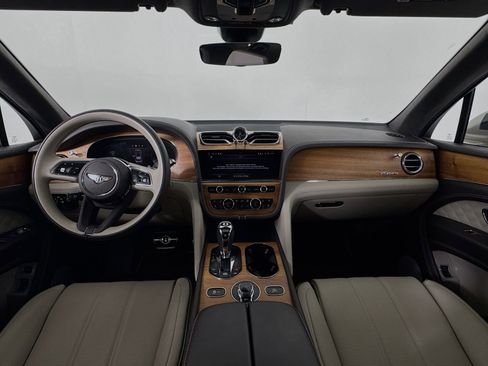 Used 2023 Bentley Bentayga image 9