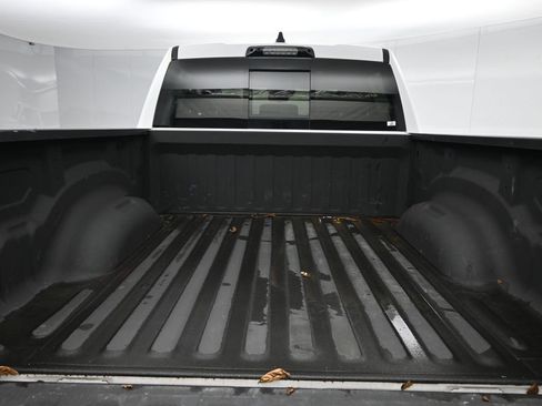 Used 2022 RAM 1500 Limited image 32