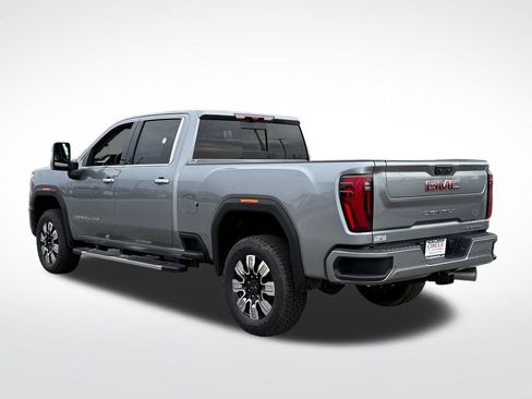 New 2026 GMC Sierra 2500 Denali w/ Denali Reserve Package image 2