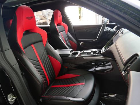 Used 2024 Aston Martin DBX 707 AWD/4WD image 12