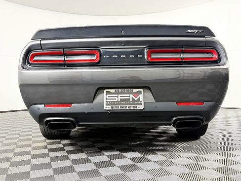 Used 2015 Dodge Challenger SRT Hellcat image 14