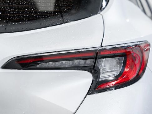 Used 2023 Toyota Corolla XSE image 6