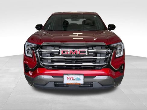 Used 2026 GMC Terrain Elevation image 2