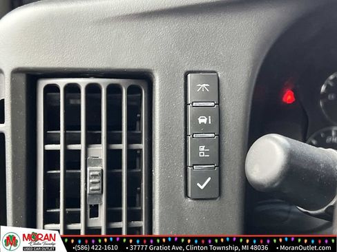 Used 2017 Chevrolet Express 3500 LT w/ LT Preferred Equipment Group image 26