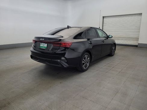 Used 2024 Kia Forte LXS FWD image 9