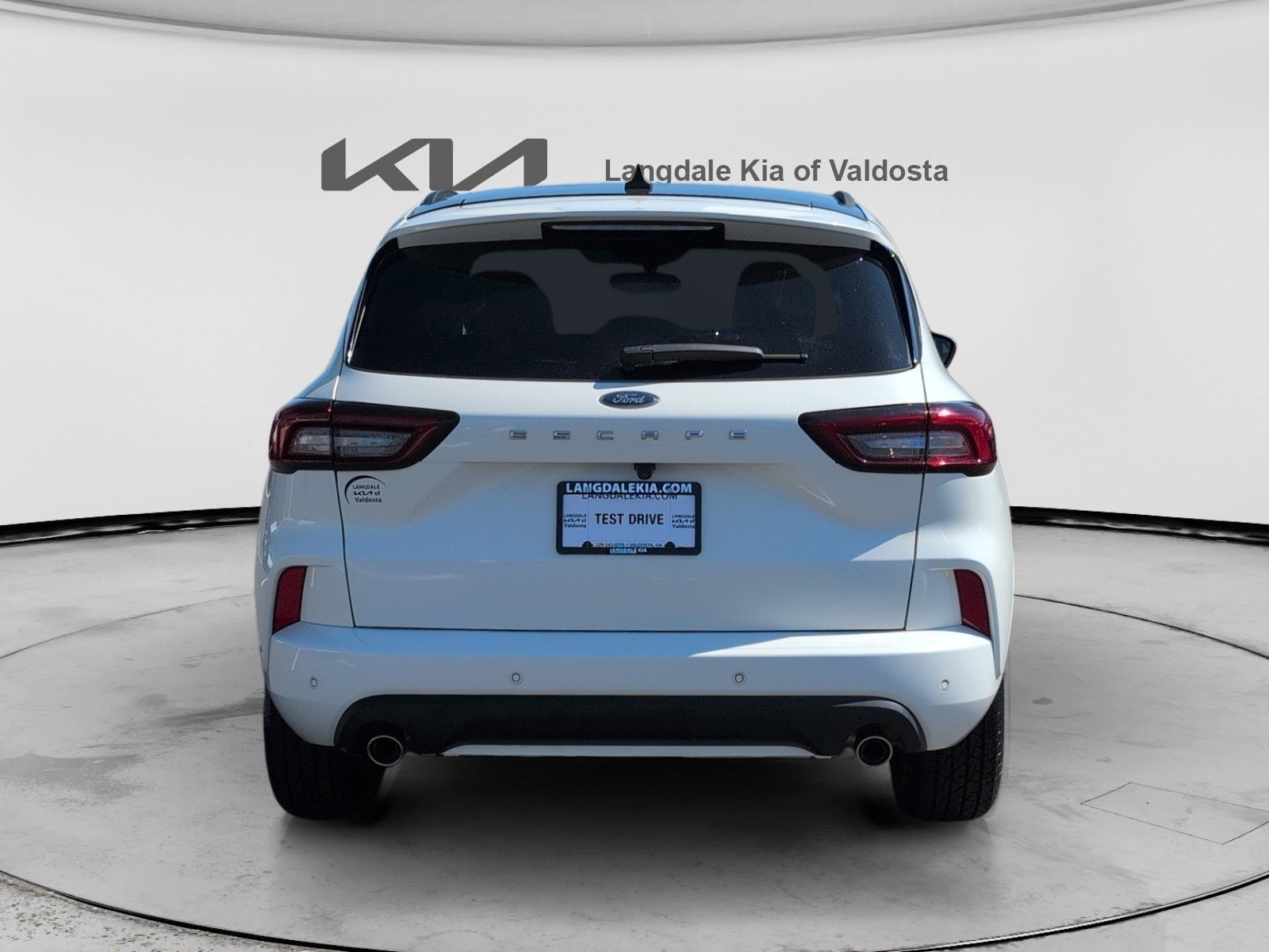 Used 2023 Ford Escape ST-Line w/ Tech Pack #1 FWD image 8