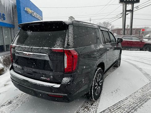 Used 2024 GMC Yukon XL AT4 image 7