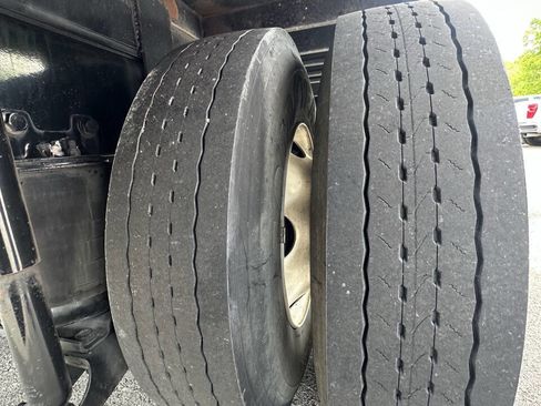 Used 2018 Ford F650 2WD Crew Cab Super Duty image 30