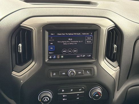 New 2026 Chevrolet Silverado 1500 Custom Trail Boss w/ Turbomax Blackout Package AWD/4WD image 18