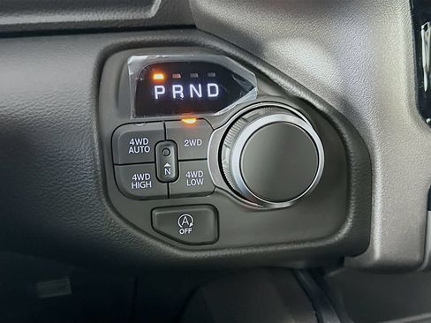 New 2026 RAM 1500 Big Horn AWD/4WD image 12