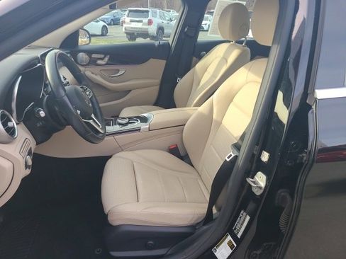 Used 2021 Mercedes-Benz C 300 4MATIC Sedan image 16