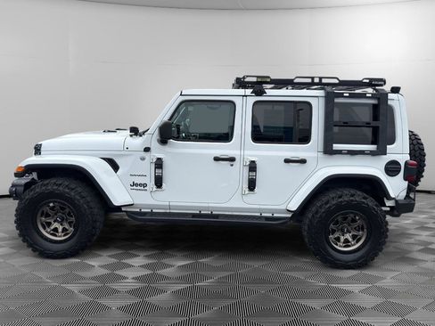 Used 2019 Jeep Wrangler Unlimited Sahara image 4