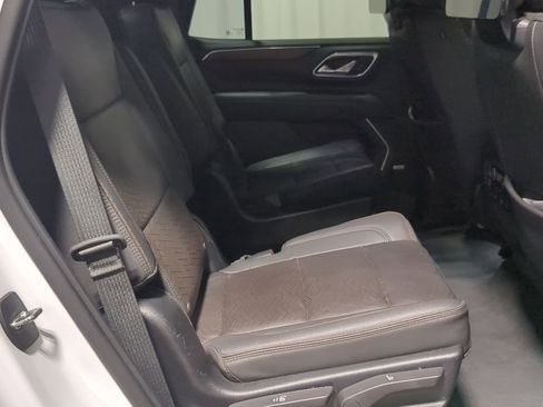 Used 2023 Chevrolet Tahoe High Country image 34