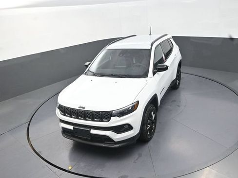 New 2026 Jeep Compass Latitude AWD/4WD image 13