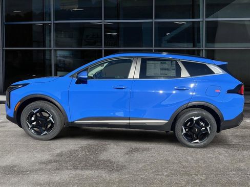 New 2026 Kia Sportage EX image 8