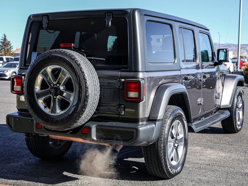 Used 2020 Jeep Wrangler Unlimited Sahara AWD/4WD image 4