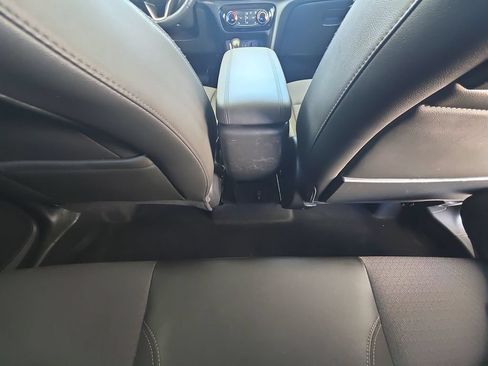 Used 2023 Buick Encore GX Preferred w/ Cold Weather Comfort Package FWD image 22