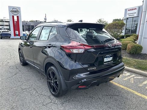 Certified 2024 Nissan Kicks SR image 6