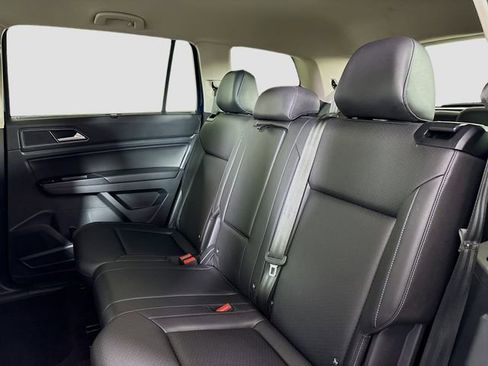 Used 2019 Volkswagen Atlas SE image 24