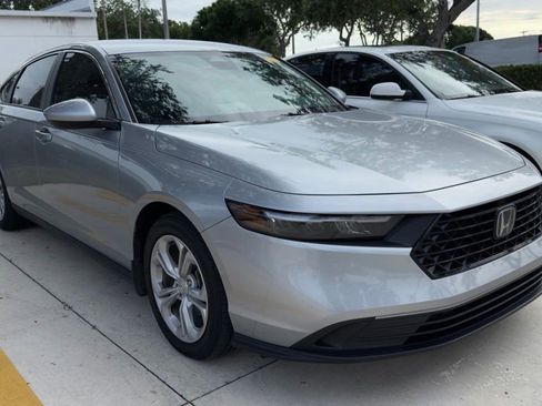 Used 2025 Honda Accord LX image 5