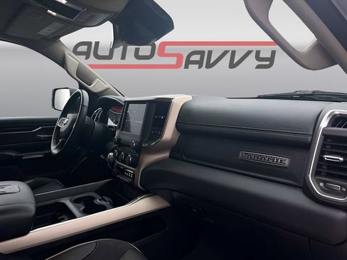 Used 2022 RAM 1500 Laramie AWD/4WD image 29