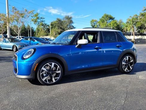 New 2026 MINI Cooper 4-Door Hardtop image 3