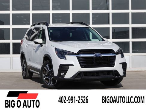 Used 2023 Subaru Ascent Limited AWD/4WD image 1