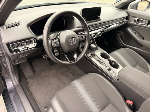 Certified 2025 Honda Civic Sport image 13