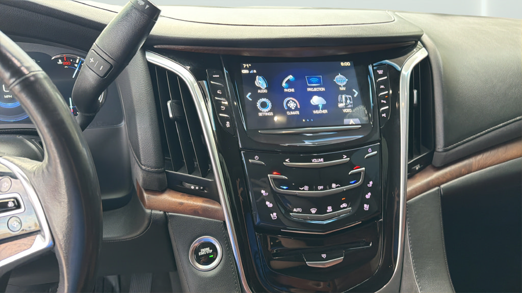 Used 2019 Cadillac Escalade Luxury RWD image 15