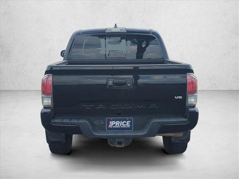 Used 2020 Toyota Tacoma TRD Sport RWD image 6
