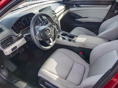 Used 2018 Honda Accord LX image 16