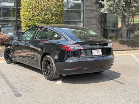 Used 2023 Tesla Model 3 Standard Range image 19