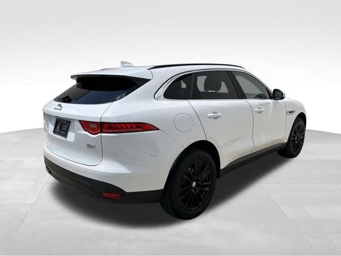 Used 2017 Jaguar F-PACE Prestige AWD/4WD image 6