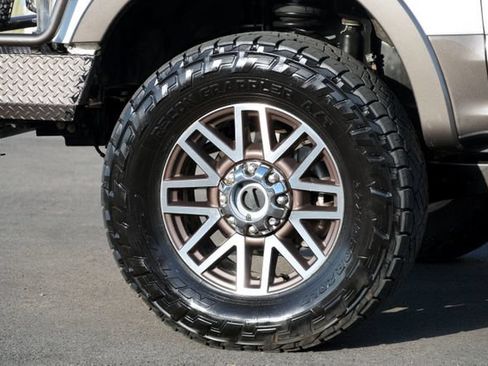 Used 2019 Ford F250 King Ranch w/ King Ranch Ultimate Package AWD/4WD image 13