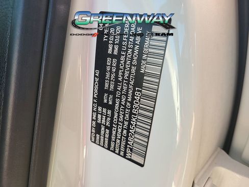 Used 2019 Porsche Macan S image 34