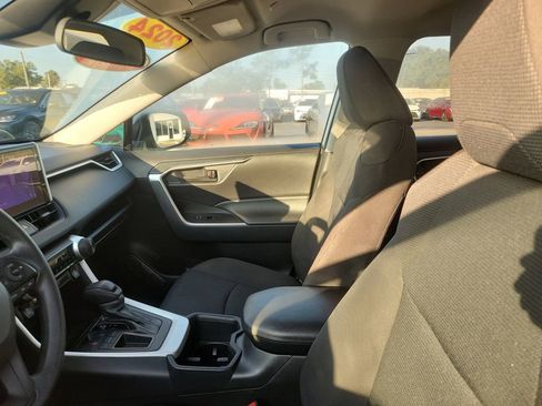 Used 2024 Toyota RAV4 LE image 17