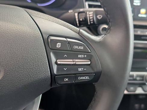 Used 2020 Hyundai Elantra Limited w/ Cargo Package (C1) image 22