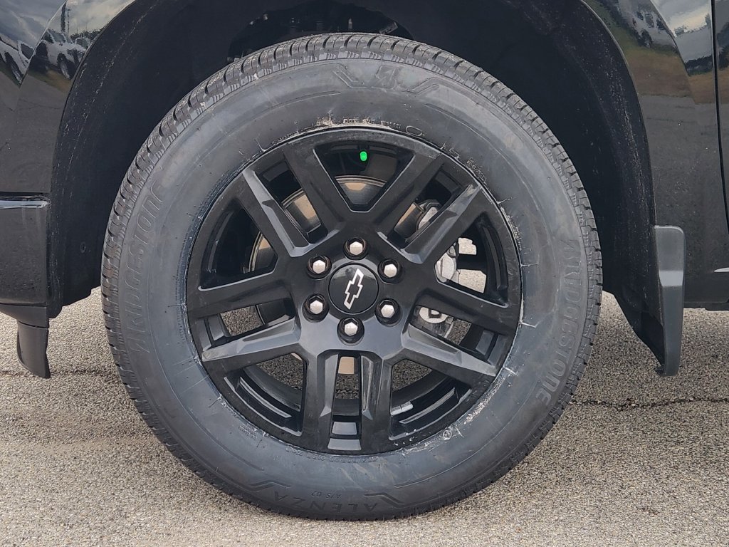 Used 2024 Chevrolet Silverado 1500 Custom RWD image 10